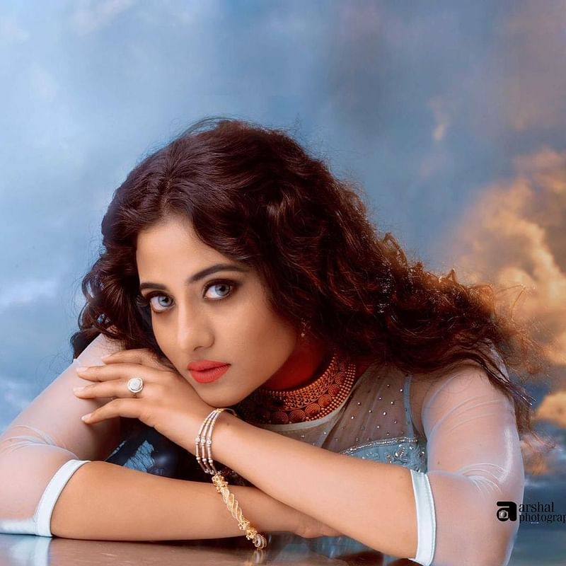 আনসি কবির