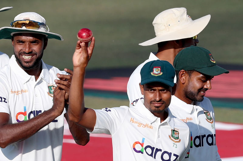 তাইজুলের ৭ উইকেটের আনন্দ