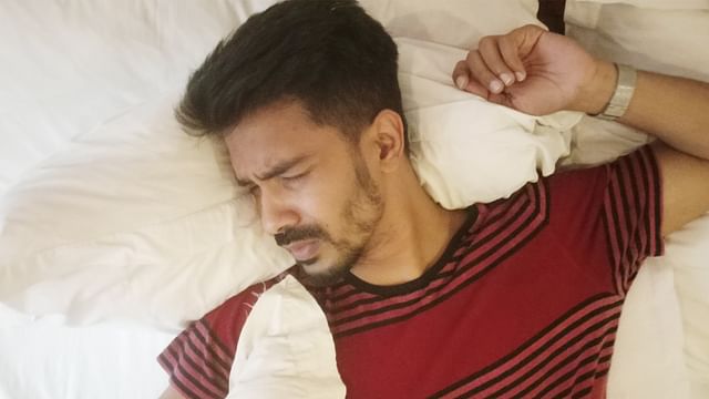 অহেতুক দুশ্চিন্তার সবচেয়ে বড় প্রভাব পড়ে ঘুমে