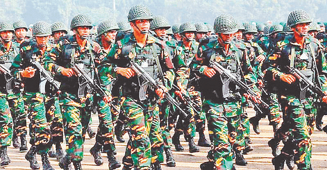 চূড়ান্তভাবে সৈনিক পদে নিয়োগপ্রাপ্ত প্রার্থীরা নির্ধারিত স্কেলে বেতন–ভাতা, পেনশনসহ বিনা মূল্যে আহার ও বাসস্থান-সুবিধা পাবেন।