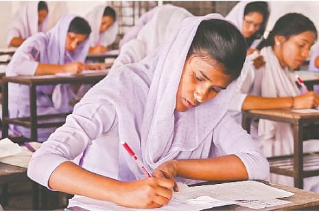 এসএসসি ও এইচএসসি পরীক্ষা কতটি বিষয়ে, জানাল শিক্ষা বোর্ড