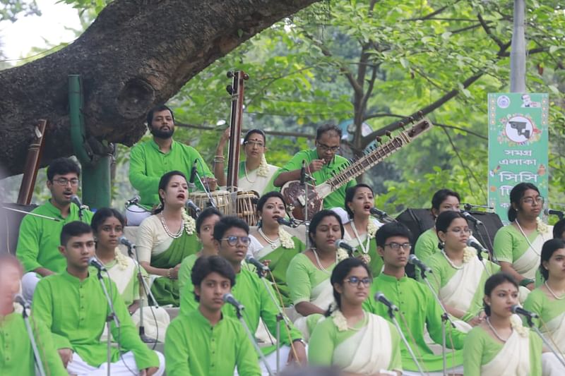 রাজধানীর রমনার বটমূলে ছায়ানটের বর্ষবরণ ১৪২৯ এর অনুষ্ঠান