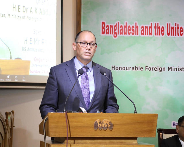 ঢাকায় নিয়োজিত যুক্তরাষ্ট্রের রাষ্ট্রদূত পিটার হাস