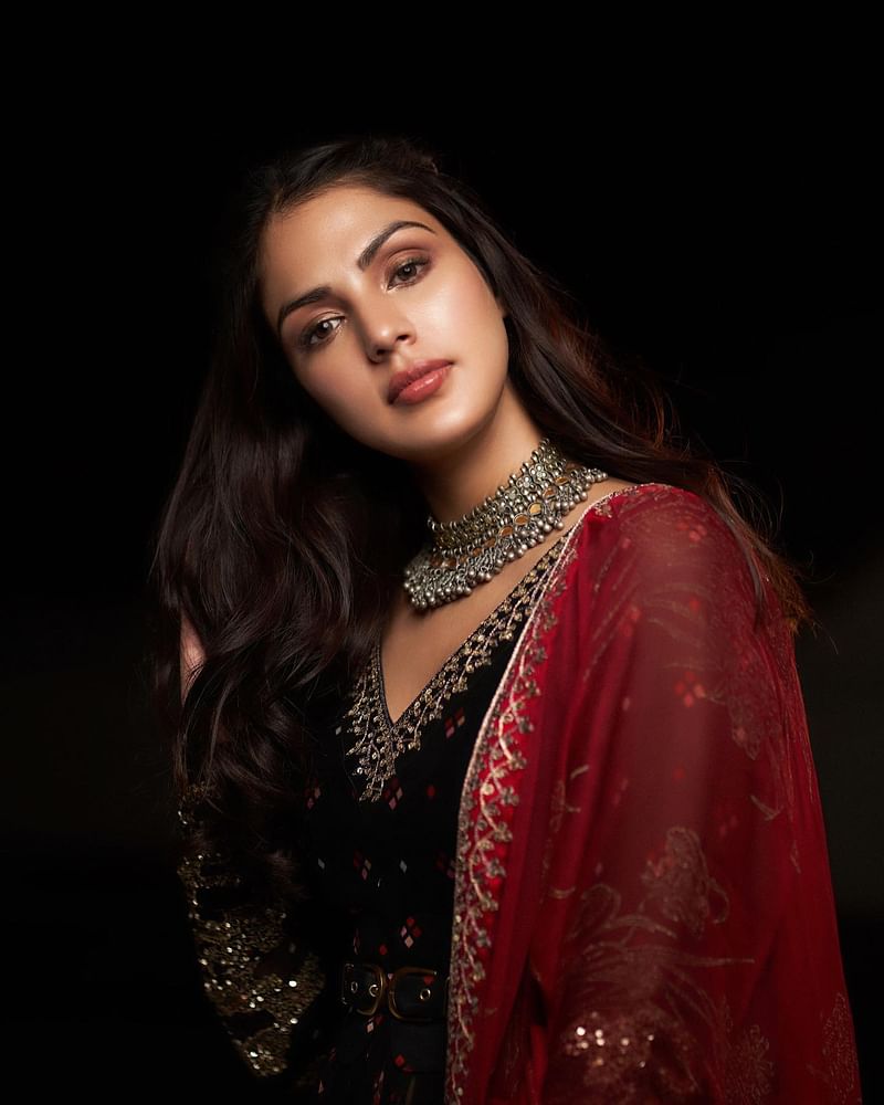আজ ২ জুলাই। রিয়ার জন্মদিন