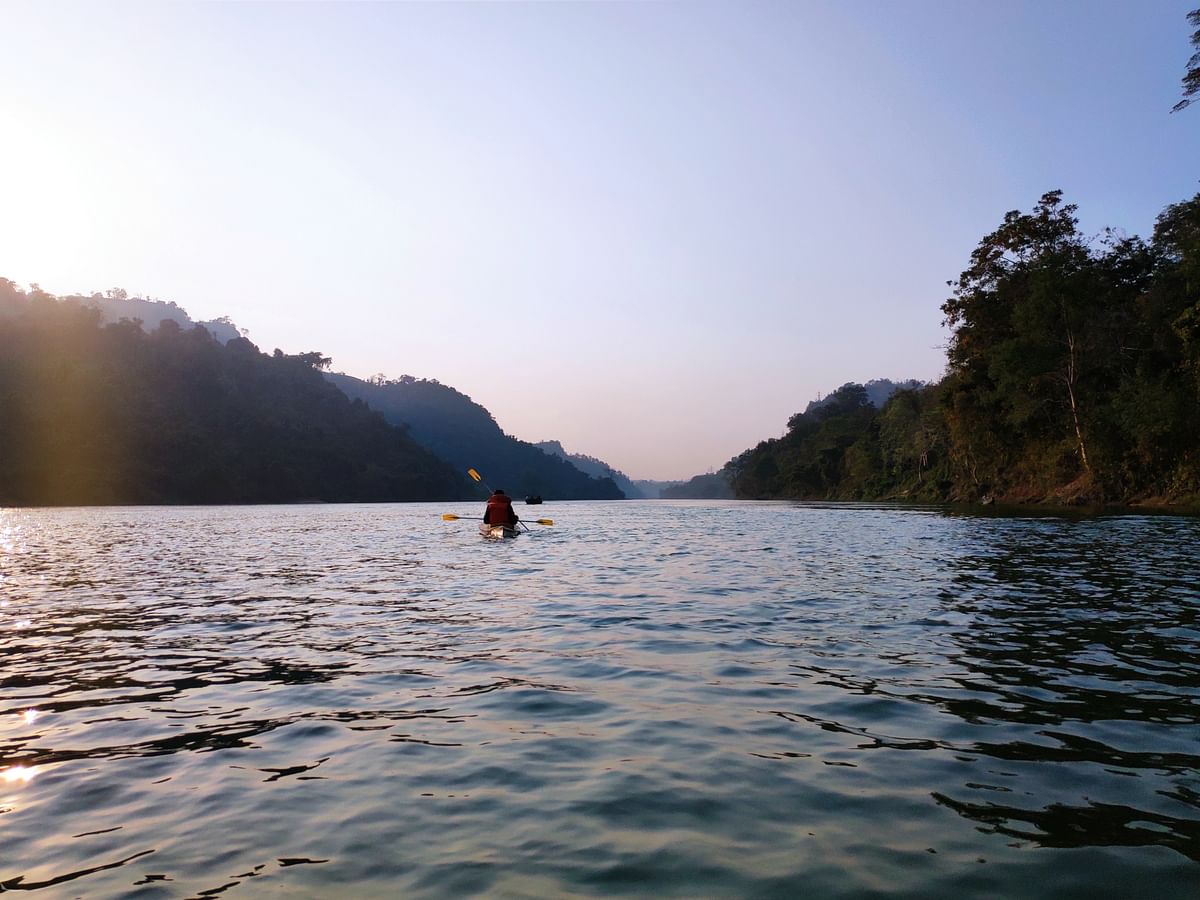 ভর সন্ধ্যায় কায়াকিং