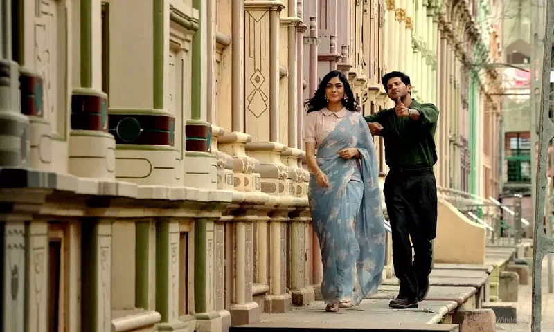 ভারতের কাশ্মীর ও হায়দরাবাদ ছাড়াও ‘সীতা রামাম’-এর শুটিং হয়েছে রাশিয়ায়