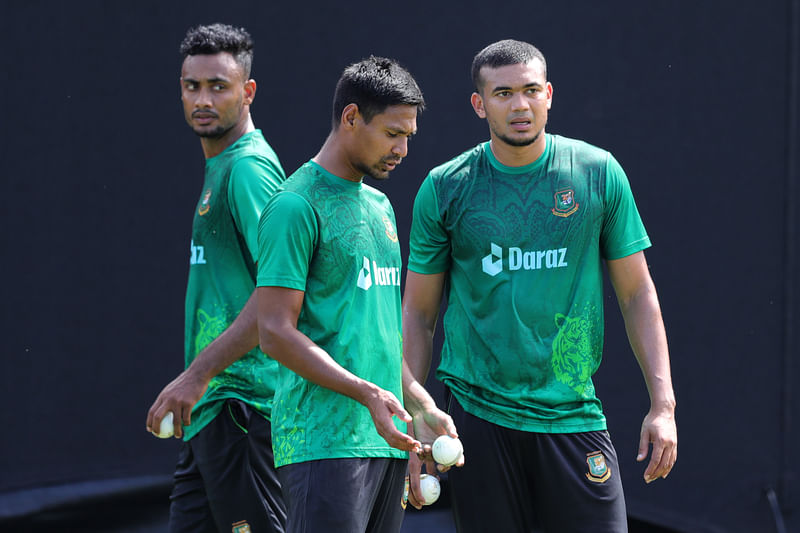 বাংলাদেশের অনুশীলনে তিন পেসার