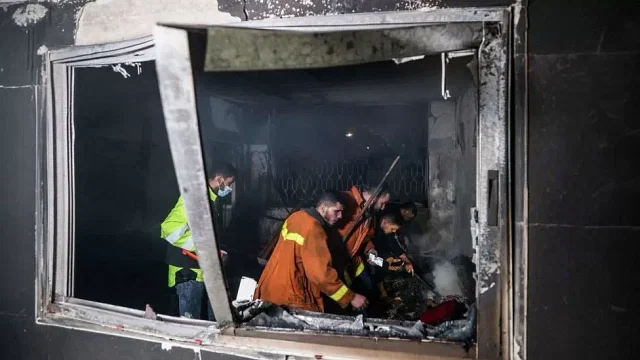 জাবালিয়া নামের একটি শরণার্থী শিবিরে এ অগ্নিকাণ্ডের ঘটনা ঘটেছে