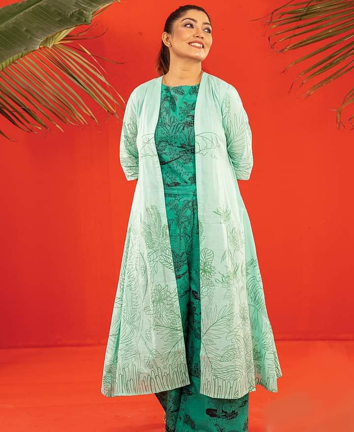 ওয়্যারহাউজের জাম্পস্যুট