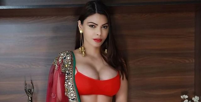 শার্লিন চোপড়া