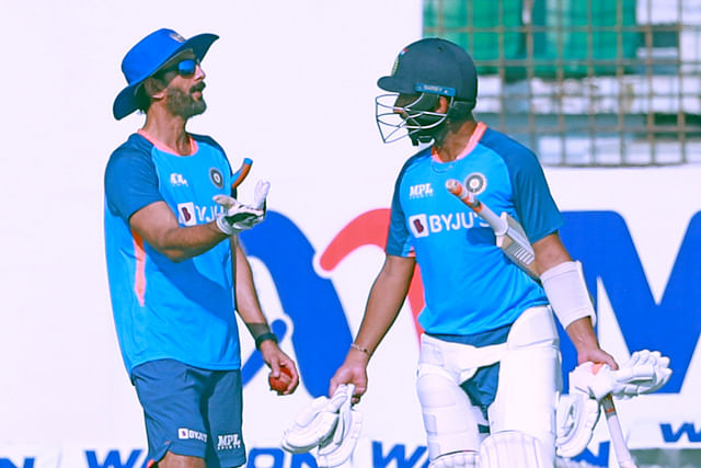 কোচের সঙ্গে লোকেশ রাহুল