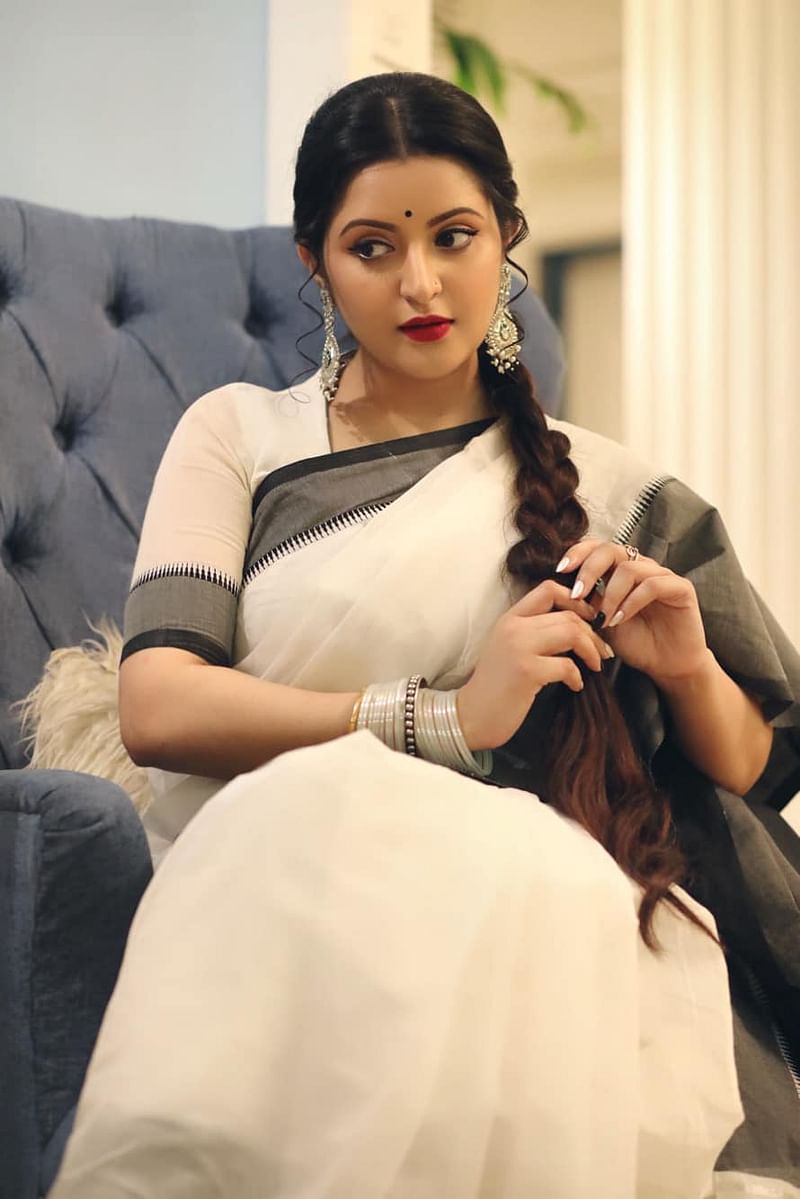 পরীমনি