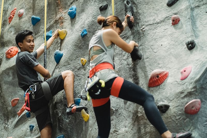 The attraction of rewards increases the pace of work