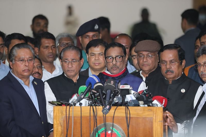 বক্তব্য রাখছেন ওবায়দুল কাদের