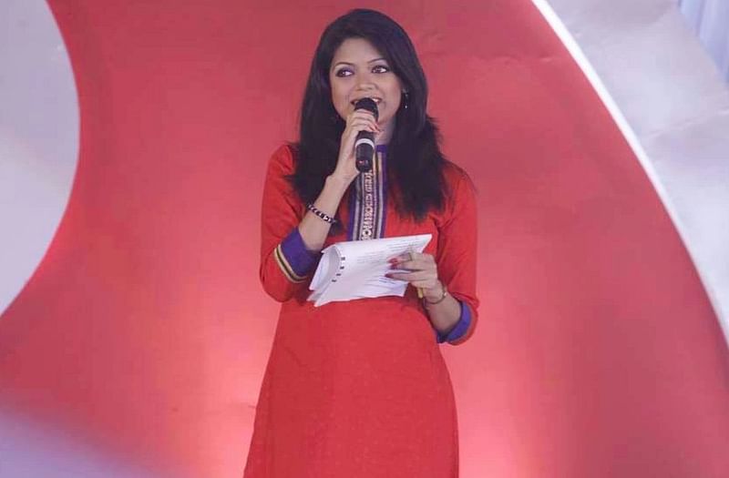 স্কুলের বাচ্চাদের নিয়ে নির্মিত অনুষ্ঠান উপস্থাপনা শুরু করে সময়ের পরিক্রমায় টেলিভিশনে গানের অনুষ্ঠান, বাণিজ্যিক প্রতিষ্ঠানের স্টেজ শো আর বিপিএলের মতো অনেক বড় আসরের ইভেন্ট উপস্থাপনা করে নিজেকে প্রমাণ করেছেন নাবিলা