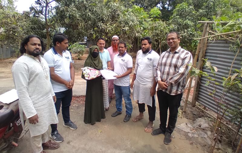 প্রথম আলোতে সংবাদ প্রকাশের পর ইশা ইসলামের পাশে দাঁড়িয়েছে পারি ফাউন্ডেশন