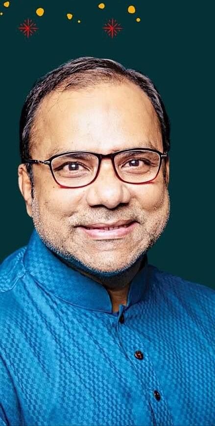 অভিনেতা মিশা সওদাগর নববর্ষ উপলক্ষে ভক্তদের বাংলা নববর্ষের শুভেচ্ছা জানিয়ে ছবিটি সামাজিক যোগাযোগমাধ্যমে শেয়ার করেছেন। এই অভিনেতাকে এই ঈদে ‘কিল হিম’ এবং ‘লিডার: আমিই বাংলাদেশ’ সিনেমায় দেখা যাবে