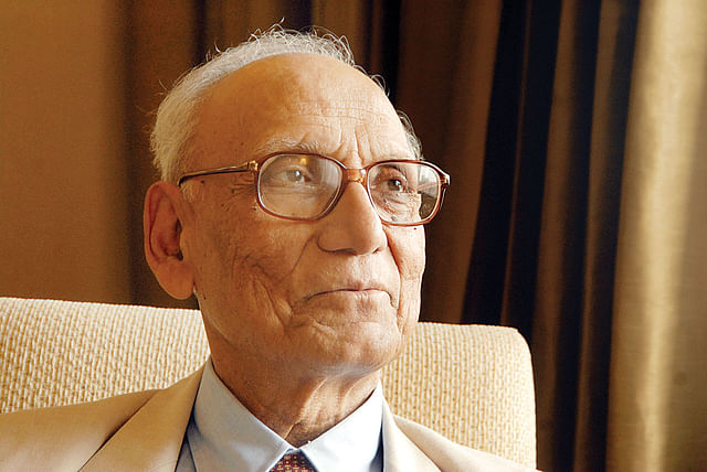অর্থনীতিবিদ অধ্যাপক নুরুল ইসলাম ( ১৯২৯—২০২৩)