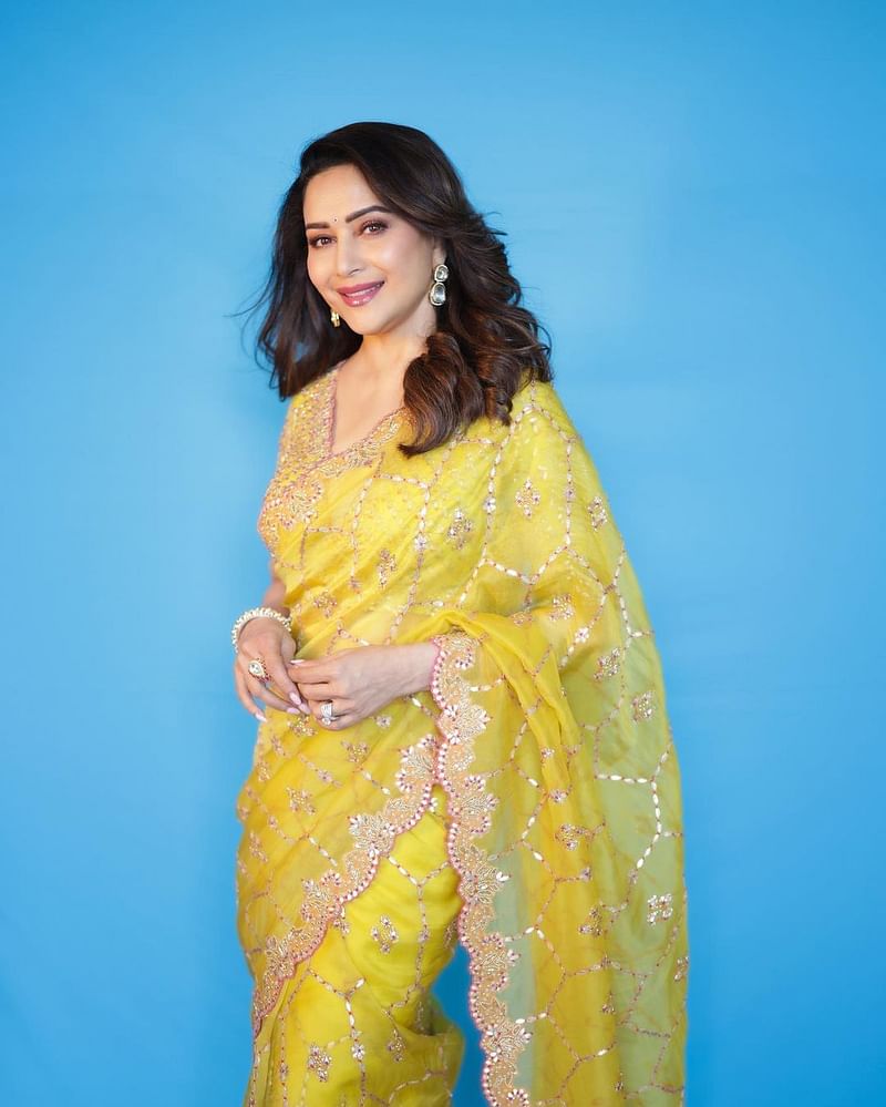 তাঁর স্কুল ছিল ডিভাইন চাইল্ড হাইস্কুল। পরবর্তী সময়ে মুম্বাই ইউনিভার্সিটিতে মাইক্রোবায়োলজি বিষয়ে পড়াশোনা করেছেন তিনি