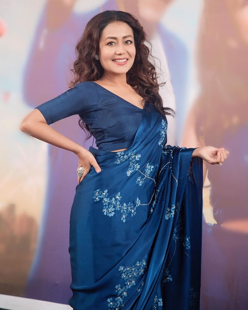 ছোটবেলায় নেহার পুরো পরিবার থাকত জরাজীর্ণ একটা কক্ষে, সেটিও ছিল ভাড়া করা ঘর