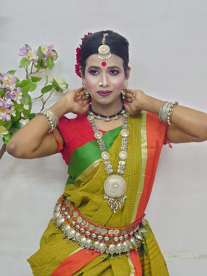 সঞ্জীবনী সুধা ক্ল্যাসিক্যাল নাচ করেন