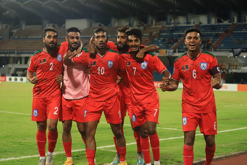 ১৪ বছর পর সাফের সেমিফাইনালের পথে বাংলাদেশ