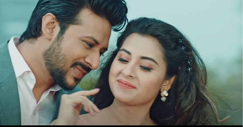 ‘ক্যাসিনো’র গান ‘ইশারা’য় নিরব ও বুবলী