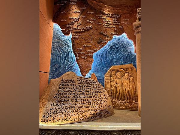 ভারতের ‘অখণ্ড ভারত’ ম্যুরালের প্রতিবাদ জানাতে হবে সরকারকে: সিপিবি