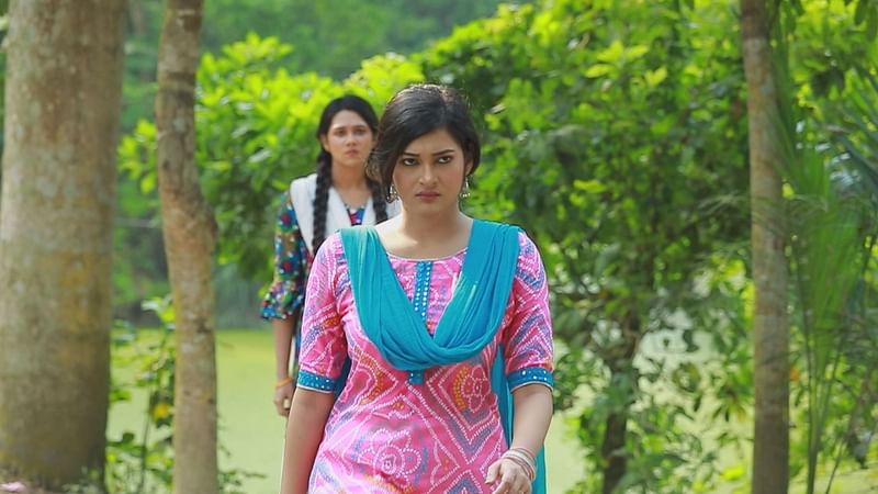 অভিনেত্রী নাদিয়া মীম