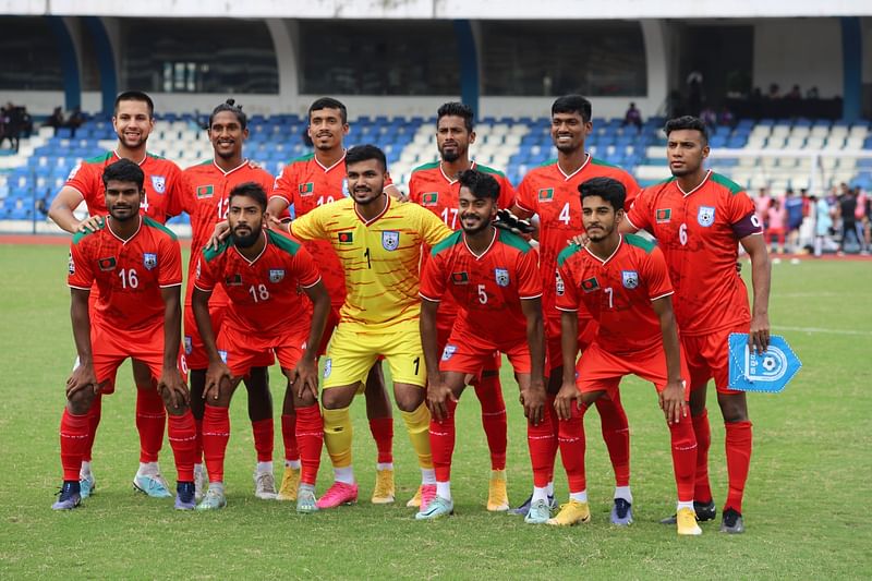 ফিফার তালিকায় ৫১ ধাপ এগিয়ে থাকা দলের বিপক্ষে বাংলাদেশ খেলেছে নিজেদের সেরা ফুটবল
