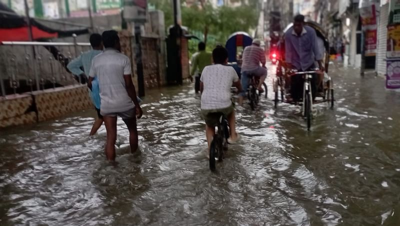 পুরান ঢাকার বাংলাদেশ মাঠ ও এর আশপাশের এলাকা