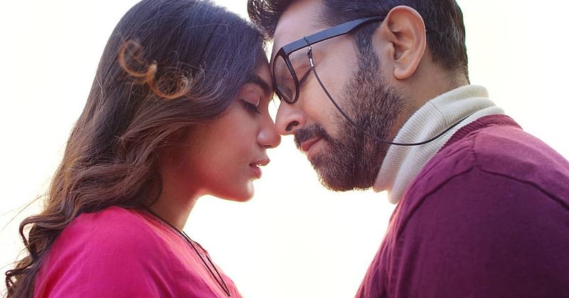 নাটকের দৃশ্যে তাহসানের সঙ্গে