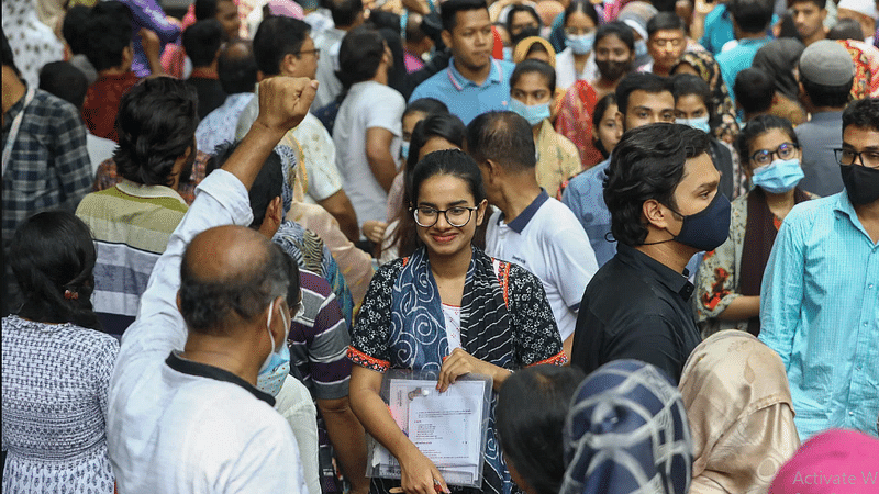 বাংলাদেশের উচ্চশিক্ষার বাস্তবতায় পাবলিক বিশ্ববিদ্যালয়ে ভর্তির সুযোগ পাওয়া আর হিমালয়ের চূড়ায় ওঠা একই কথা।