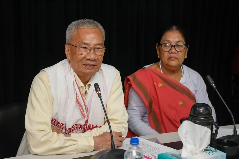 ‘আত্মনিয়ন্ত্রণাধিকার প্রতিষ্ঠায় আদিবাসী নারী সমাজের ভূমিকা ও করণীয়’ শিরোনামের আলোচনা সভায় বাংলাদেশ আদিবাসী ফোরামের সভাপতি জ্যোতিরিন্দ্র বোধিপ্রিয় (সন্তু) লারমা। ডেইলি স্টার ভবনের আজিমুর রহমান কনফারেন্স হল, ফার্মগেট, ঢাকা, ১১ আগস্ট