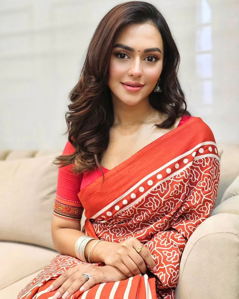 অভিনেত্রী নুসরাত ফারিয়া