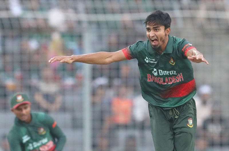 বাংলাদেশের তরুণ পেসার তানজিম হাসান