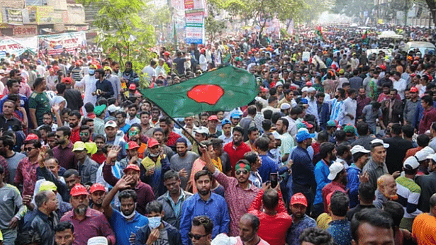 ‘বিএনপির রাজনীতিতে মুক্তিযুদ্ধের সাম্য, সুষম বণ্টনের স্বপ্ন ও চেতনা প্রবলভাবে পরিলক্ষিত হয়। তবে এটা ঠিক ৪৫ বছরের পরিক্রমায় বিএনপি সেই আদর্শ ও চেতনা থেকে বিচ্যুত হয়েছে।’