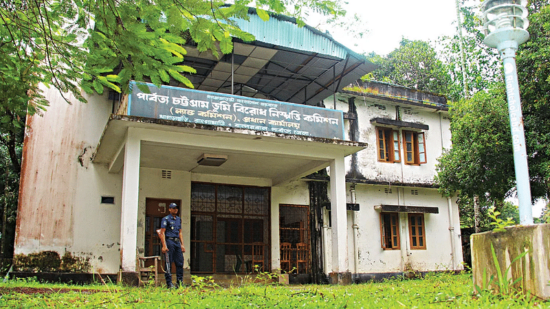 ‘পার্বত্য চট্টগ্রামে রোহিঙ্গাদের পুনর্বাসন প্রক্রিয়া নিঃসন্দেহে পাহাড়ের ভূমি বিরোধকে আরেক নতুন সংকটের মুখে ফেলবে।’