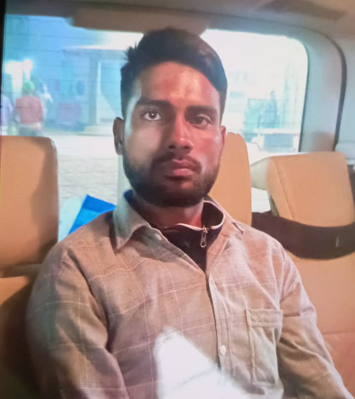 তৌহিদুল হত্যাকাণ্ডে জড়িত অভিযোগে জুয়েল রানা (২৮) নামে বসুন্ধরা সিকিউরিটিজের একজন নিরাপত্তাকর্মীকে গ্রেপ্তার করেছে পুলিশ