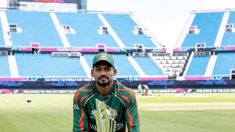 নাসাউ কাউন্টি স্টেডিয়ামে নাজমুল