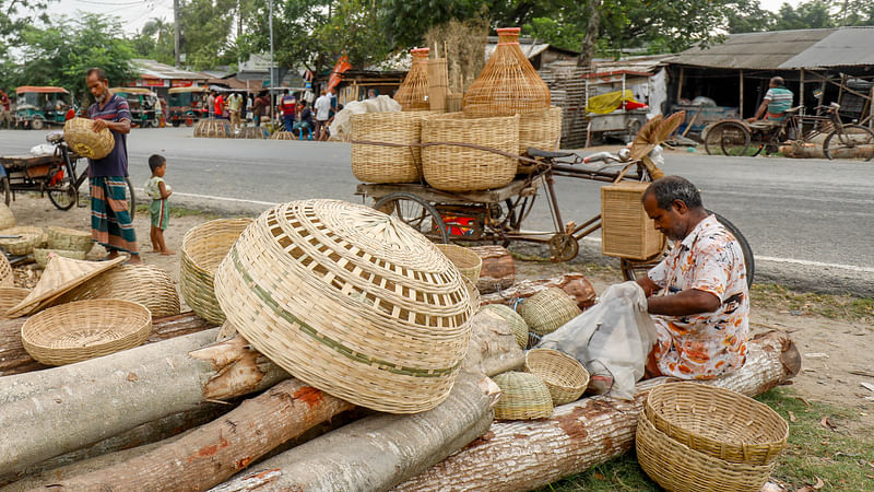  ছবি: সাদ্দাম হোসেন  