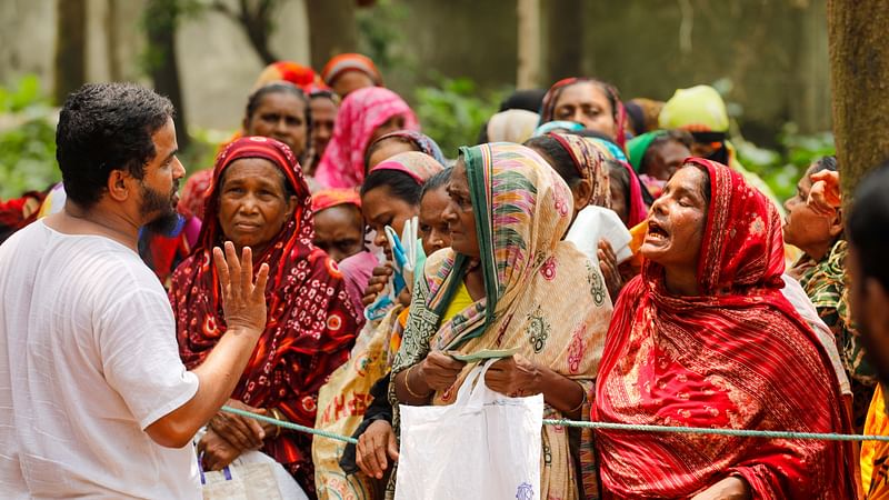 ছবি: সাদ্দাম হোসেন