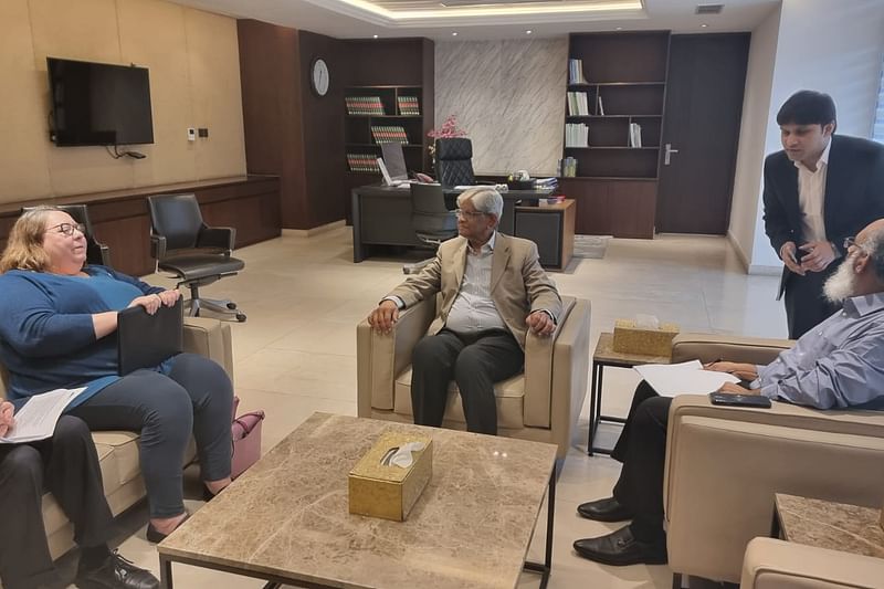 বাংলাদেশে শ্রম অধিকার পরিস্থিতির উন্নয়ন চায় যুক্তরাষ্ট্র, অর্থ উপদেষ্টার আশ্বাস
