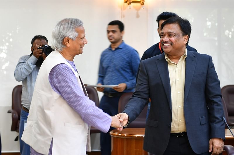 প্রধান উপদেষ্টার সঙ্গে বিসিবি সভাপতি ফারুক আহমেদ