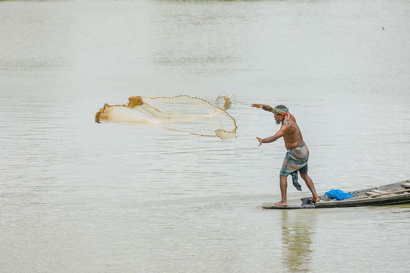 ছবি: সাদ্দাম হোসেন 