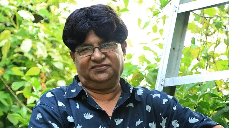 মনি কিশোর পাঁচ শতাধিক গানে কণ্ঠ দিয়েছেন