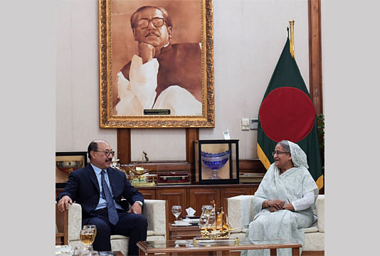 Indian foreign secretary Harsh Vardhan Shringla paid a courtesy call on prime minister Sheikh Hasina at Ganabhaban on Monday. Photo: BSS 