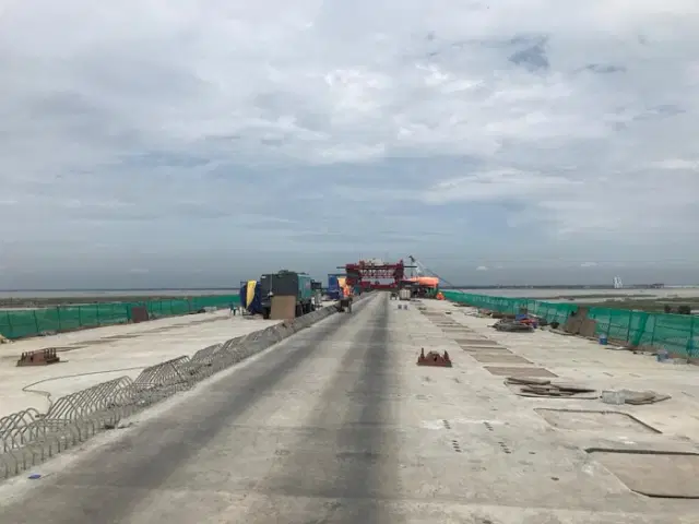 The upper part of the bridge for road transport