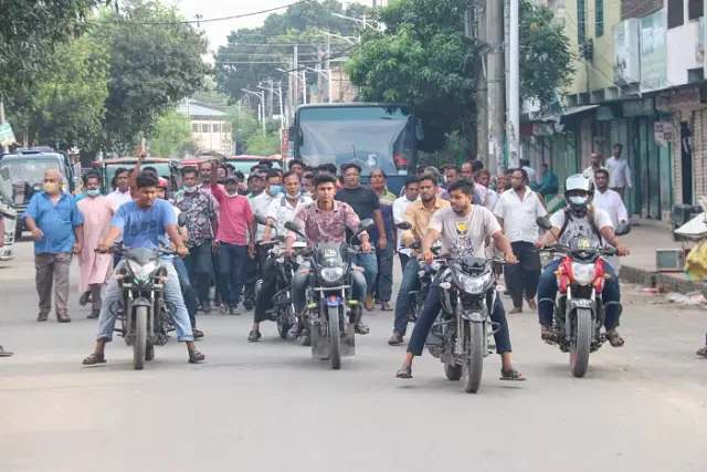 AL party men in a bike procession around Khalishpur area on Sunday when a coffin procession was scheduled to be taken out in demand of jute mills to be reopened 