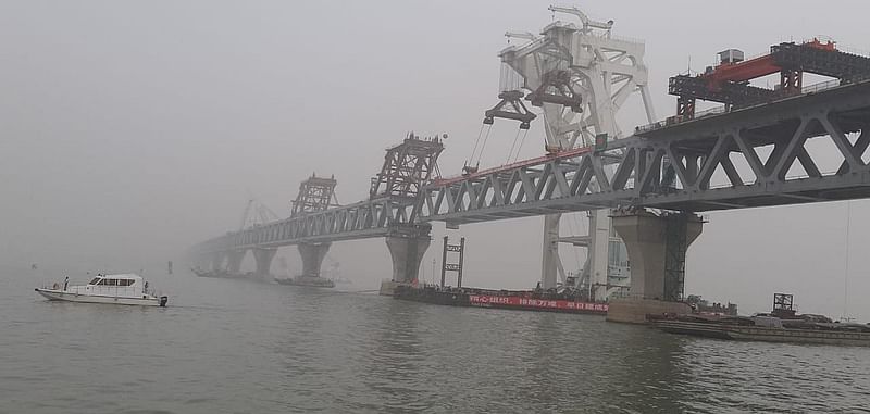 The last span of Padma bridge is installed on 12 and 13 pillars around 11:00am on 10 December